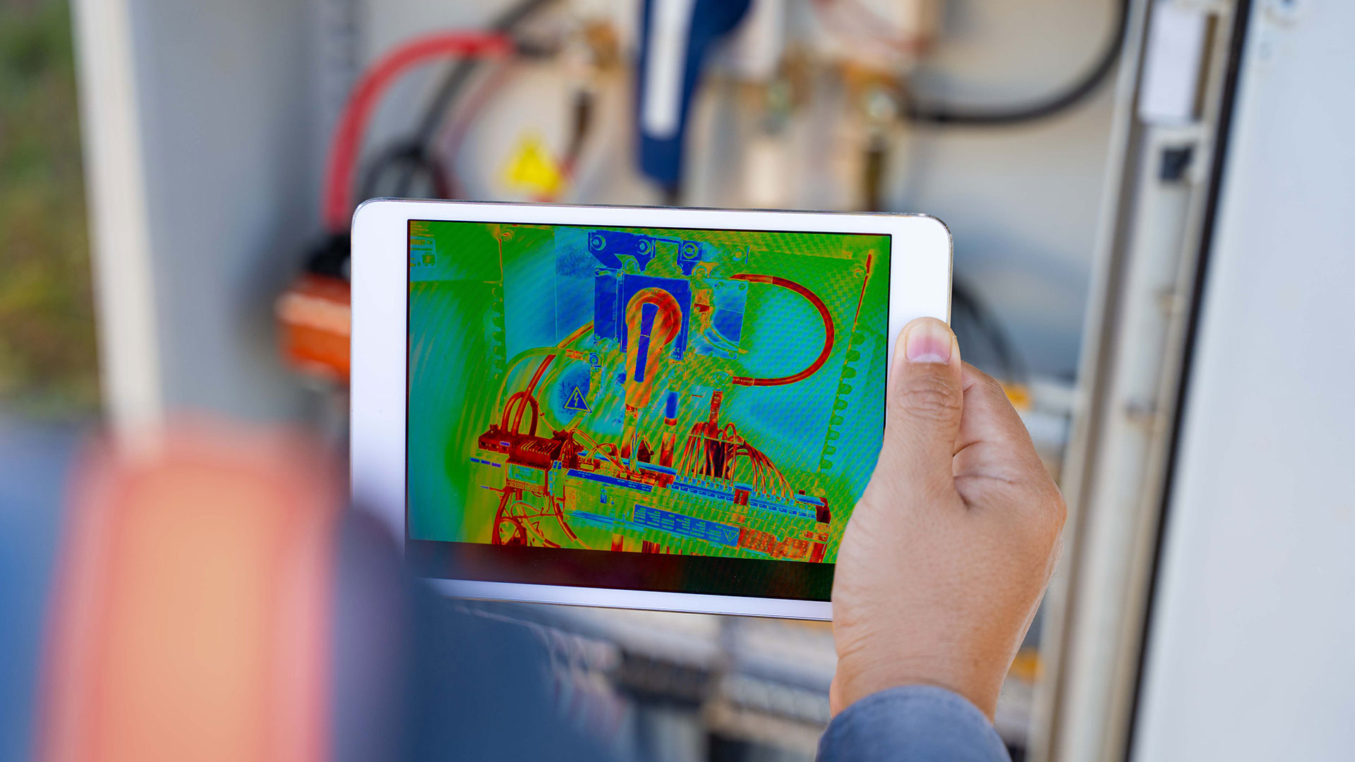 Net Zero homes with professional energy and building performance testing